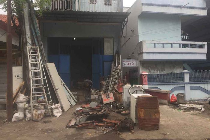 Usai Tangkap 3 Pencuri Drainase di Surabaya, Polsek Gubeng Lanjutkan Penyelidikan