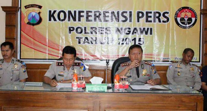 Gelar Konferensi Pers, Kapolres Ngawi Beber Angka Kriminalitas selama Tahun 2015