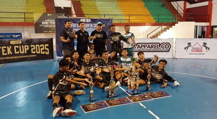 SMA Kholilurrohman Konang Borong 4 Trofi di Turnamen Futsal Perfek Cup 2025