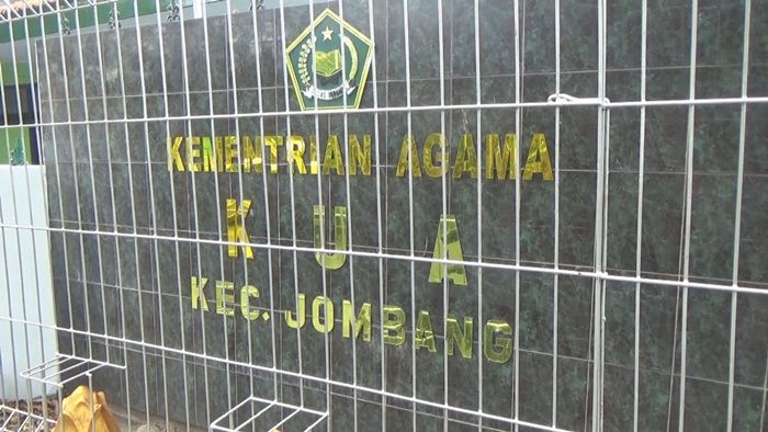Kawanan Maling di KUA Jombang Gasak 2 Harddisk dan Monitor Kawanan Maling di KUA Jombang Gasak 2 Harddisk dan Monitor