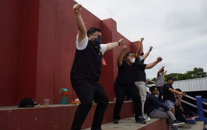 Raih 3 Poin dari Maluku FC, Bupati Kediri Ingatkan Persedikab: Jangan Berbesar Hati Raih 3 Poin dari Maluku FC, Bupati Kediri Ingatkan Persedikab: Jangan Berbesar Hati