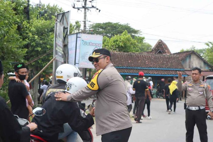 Belum Sepakan Launching, Aplikasi Siap Keren Polres Ngawi Raih Respons Baik dari Masyarakat Belum Sepakan Launching, Aplikasi Siap Keren Polres Ngawi Raih Respons Baik dari Masyarakat