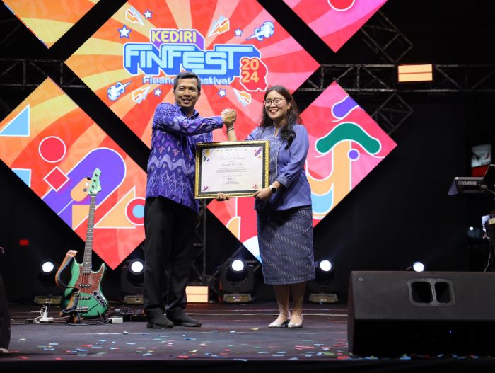 Finfest 2024 Kota Kediri Ajak Masyarakat Melek Literasi dan Inklusi Keuangan Finfest 2024 Kota Kediri Ajak Masyarakat Melek Literasi dan Inklusi Keuangan