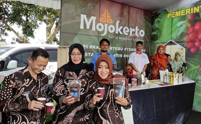 Pameran Produk Unggulan, Pemkab Mojokerto Terapkan Teknologi Pertanian Smart Farming Pameran Produk Unggulan, Pemkab Mojokerto Terapkan Teknologi Pertanian Smart Farming