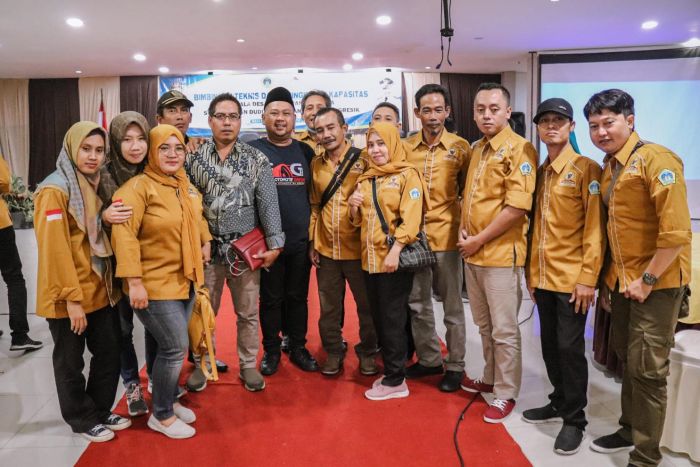 Buka Bimtek Aparatur Desa, Bupati Gresik Minta Kades Optimalkan SDGs Buka Bimtek Aparatur Desa, Bupati Gresik Minta Kades Optimalkan SDGs