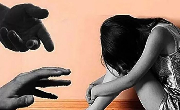 Bocah 9 Tahun di Sampang Jadi Korban Pemerkosaan Seorang Kakek Bocah 9 Tahun di Sampang Jadi Korban Pemerkosaan Seorang Kakek