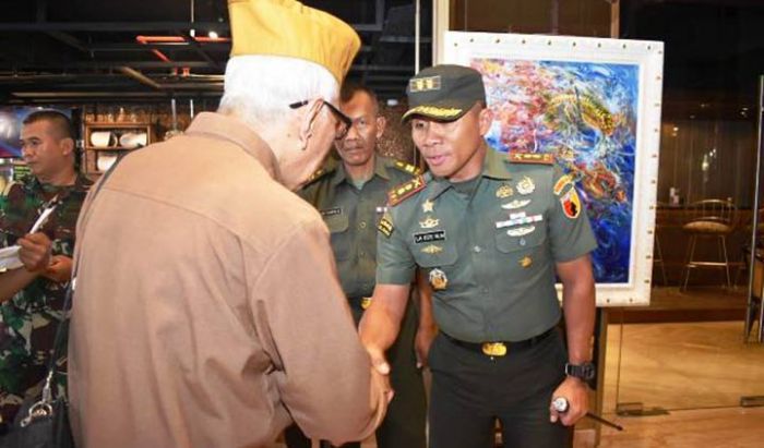 Eratkan Tali Silaturahmi, Kodim 0831/Surabaya Timur Inapkan Ratusan Veteran di Hotel