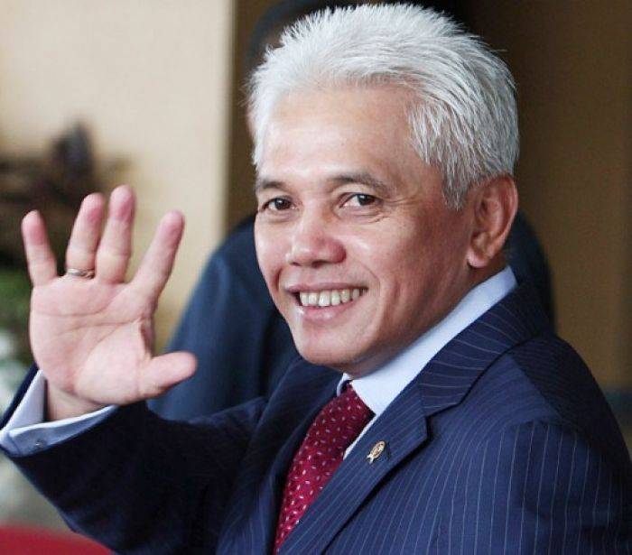 Empat Hari “Menghilang”, Hatta Rajasa Akhirnya Muncul di Kantor DPP PKS Empat Hari “Menghilang”, Hatta Rajasa Akhirnya Muncul di Kantor DPP PKS