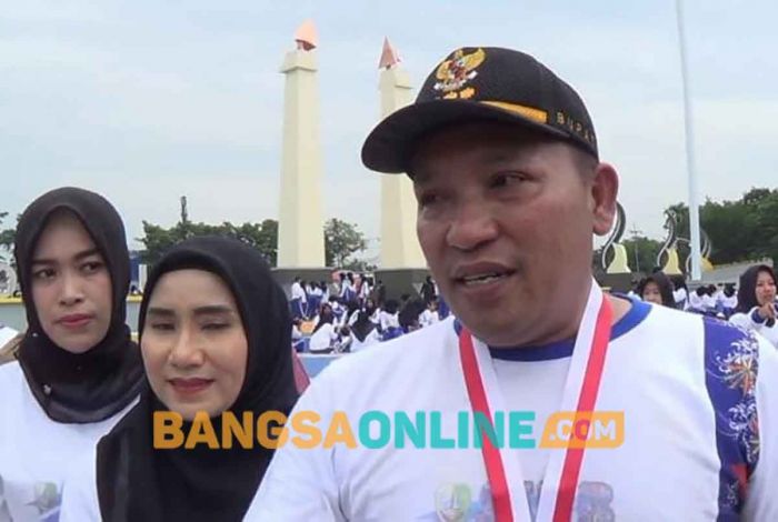 Usai Terima Penghargaan dari Muri, Bupati Sampang Ungkap Kualitas Pemesanan Kostum SSHB Usai Terima Penghargaan dari Muri, Bupati Sampang Ungkap Kualitas Pemesanan Kostum SSHB