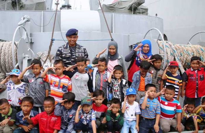 Kenalkan TNI AL, Puluhan Siswa TK Kunjungi Mako Koarmatim dan Monjaya Kenalkan TNI AL, Puluhan Siswa TK Kunjungi Mako Koarmatim dan Monjaya