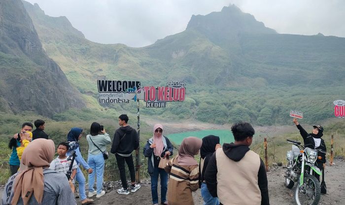 Pesona Gunung Kelud, Mulai Danau Kawah hingga Jalan Misteri Mirip di Jeju Island Korea Selatan