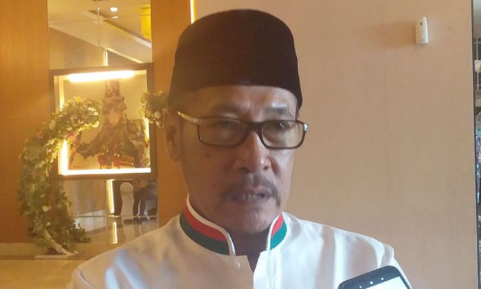 Konsisten Lawan Covid-19, Bacabup Jember Djoko Susanto Berbagi Sembako Gandeng Gerindra Konsisten Lawan Covid-19, Bacabup Jember Djoko Susanto Berbagi Sembako Gandeng Gerindra