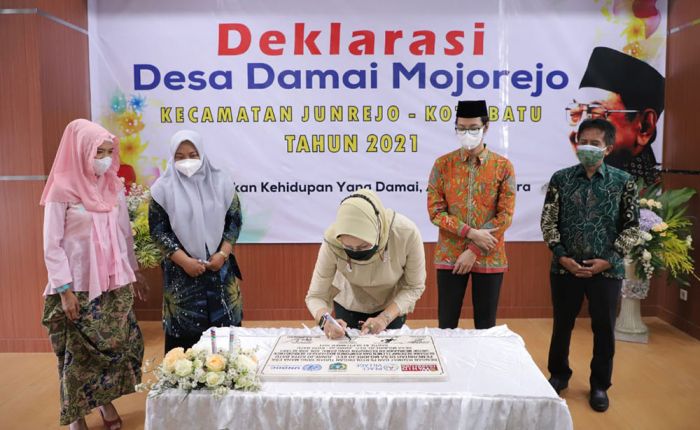 Wujudkan Kehidupan Damai dan Setara, Desa Mojorejo Gelar Deklarasi Damai