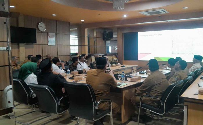Gelar Rapat Koordinasi, Bupati Situbondo Terpilih Ingin Pelantikan Merakyat Gelar Rapat Koordinasi, Bupati Situbondo Terpilih Ingin Pelantikan Merakyat