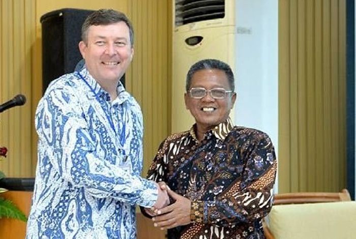 Bupati Pacitan Lepas KKN Tematis Kampung KB STIKIP PGRI Bupati Pacitan Lepas KKN Tematis Kampung KB STIKIP PGRI