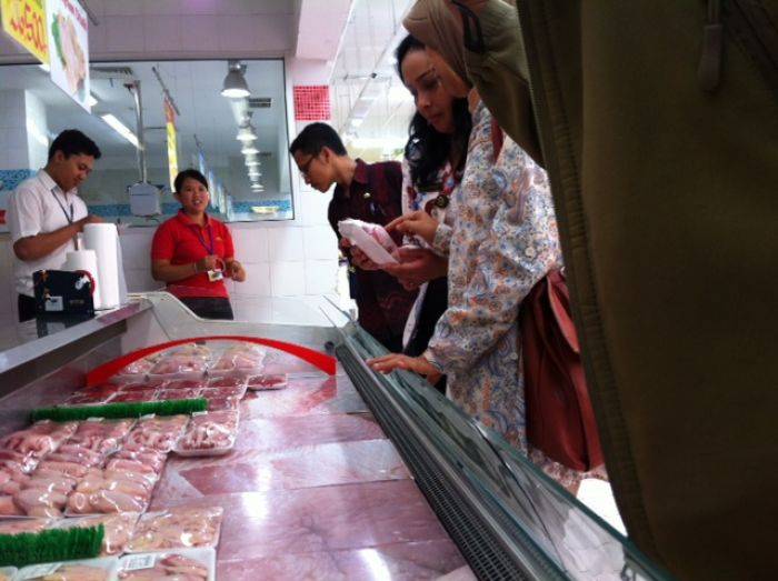 Sidak Mamin di Kediri, Banyak Daging Tak Berlabel Kadaluwarsa