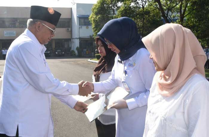 76 ASN Pemkab Malang Terima SK Pensiun 76 ASN Pemkab Malang Terima SK Pensiun