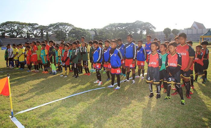 32 Klub U-12 Ikuti Turnamen Sepak Bola Wali Kota Probolinggo Cup 2022 32 Klub U-12 Ikuti Turnamen Sepak Bola Wali Kota Probolinggo Cup 2022