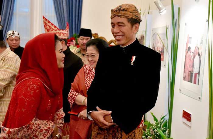 Pengamat: Jokowi Ada Chemistry dengan Puti Pengamat: Jokowi Ada Chemistry dengan Puti