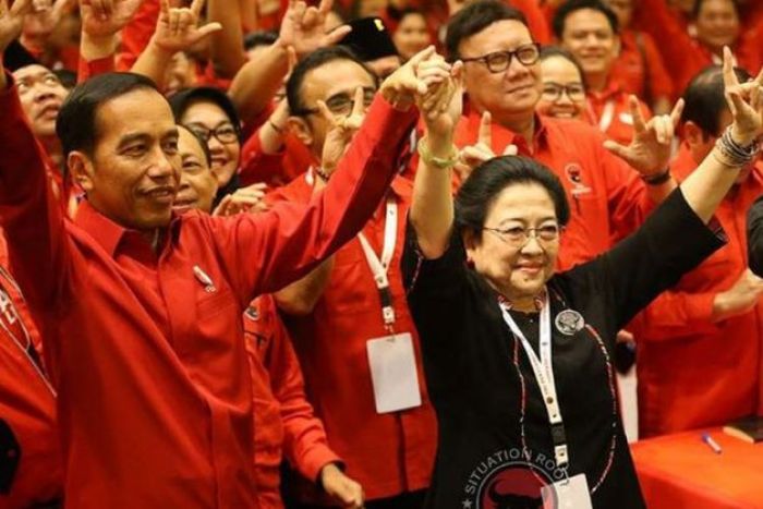 Luhut di Balik Penundaan Pemilu: Jokowi Bakal Melawan Mega? Luhut di Balik Penundaan Pemilu: Jokowi Bakal Melawan Mega?