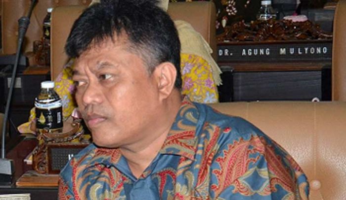 DPRD Jatim Sambut Pembentukan Tim Reaksi Cepat Terkait Pelaksanaan PPDB DPRD Jatim Sambut Pembentukan Tim Reaksi Cepat Terkait Pelaksanaan PPDB