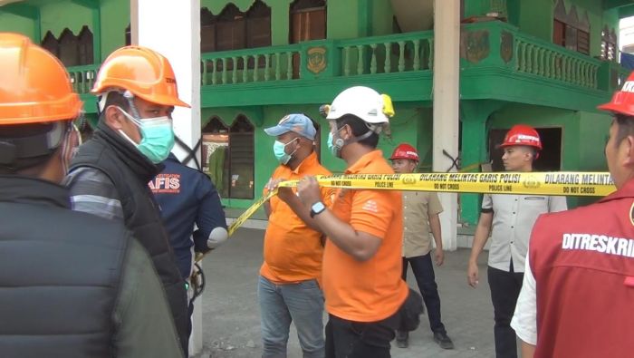 Ketua PCNU Sidoarjo Ngaku Pengurus Ponpes Al Khoziny Bakal Kooperatif Terhadap Proses Hukum Ketua PCNU Sidoarjo Ngaku Pengurus Ponpes Al Khoziny Bakal Kooperatif Terhadap Proses Hukum