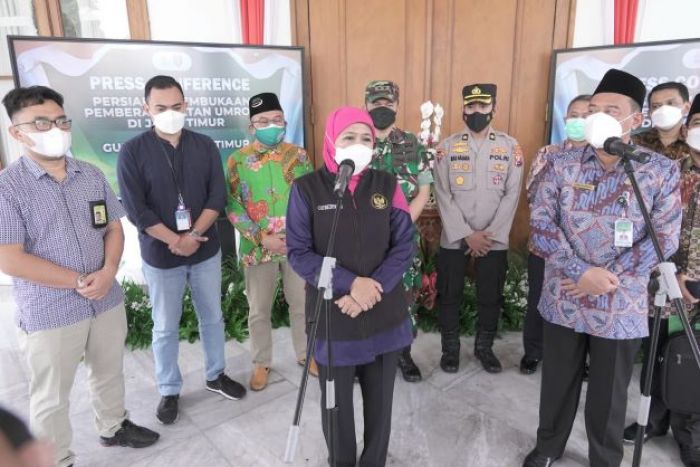 Mulai Senin Besok, Bandara Juanda Berangkatkan Jamaah Umrah, Khofifah: Peminat di Jatim Tinggi Mulai Senin Besok, Bandara Juanda Berangkatkan Jamaah Umrah, Khofifah: Peminat di Jatim Tinggi