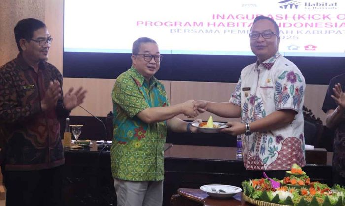 Pemkab Gresik dan Habitat For Humanity Indonesia Launching Program Home Equal di Desa Campurejo Pemkab Gresik dan Habitat For Humanity Indonesia Launching Program Home Equal di Desa Campurejo