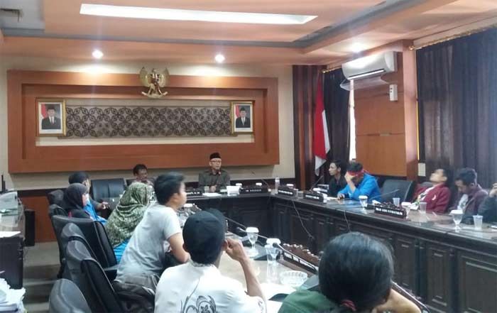 Hari Tani Nasional, Ratusan Petani Wadul ke Dewan Hari Tani Nasional, Ratusan Petani Wadul ke Dewan