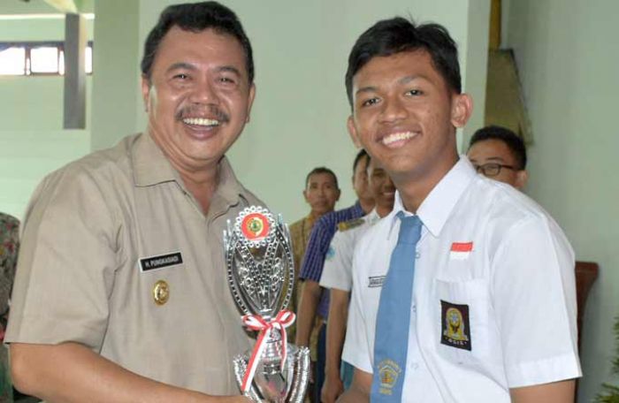 Peringatan Hari Koperasi ke-70, Ciptakan Usaha Mikro Pemula dan Baru dengan Kemitraan Peringatan Hari Koperasi ke-70, Ciptakan Usaha Mikro Pemula dan Baru dengan Kemitraan