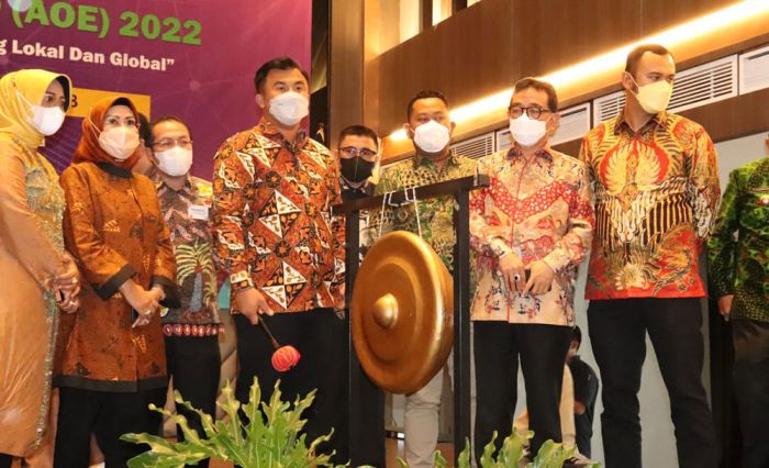 Bupati Gresik Promosikan Potensi dan Keunggulan Daerah di Apkasi Otonomi Expo 2022 Bupati Gresik Promosikan Potensi dan Keunggulan Daerah di Apkasi Otonomi Expo 2022