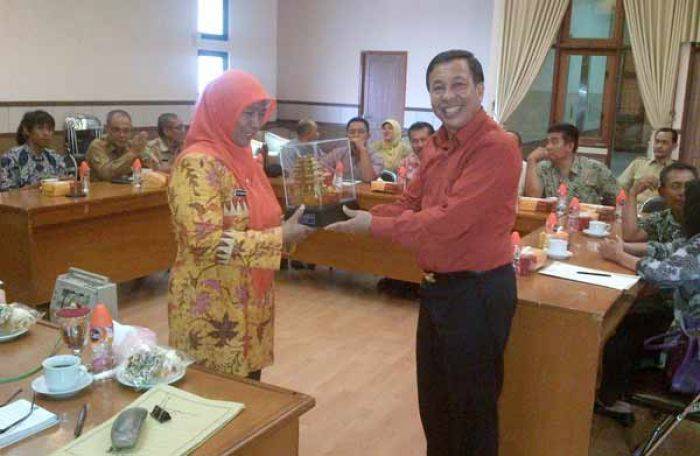 Belajar Penataan Industri, Kades Tulungagung Berguru ke Gresik Belajar Penataan Industri, Kades Tulungagung Berguru ke Gresik