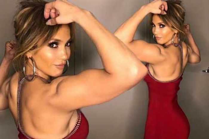 Berotot, Pantaskah J-Lo ikut MMA? Berotot, Pantaskah J-Lo ikut MMA?
