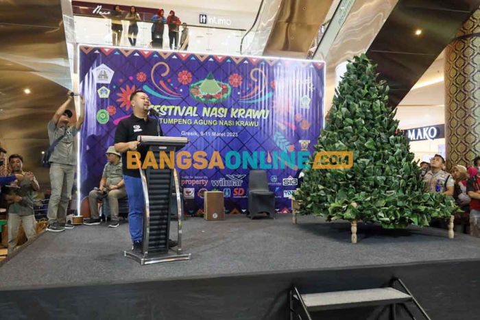 Bupati Gresik Apresiasi Festival Tumpeng Nasi Krawu yang Digelar KWG