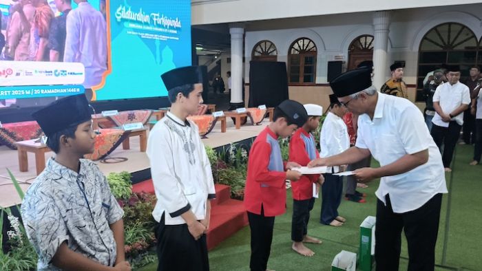 Dihadiri Wakil Wali Kota Kediri, Ponpes Wali Barokah Buka Puasa Bersama dan Santunan Anak Yatim Dihadiri Wakil Wali Kota Kediri, Ponpes Wali Barokah Buka Puasa Bersama dan Santunan Anak Yatim