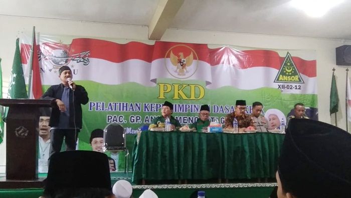 Blusukan ke Pesantren, Kades Sukoiri Jadi Narasumber Dalam Acara PKD