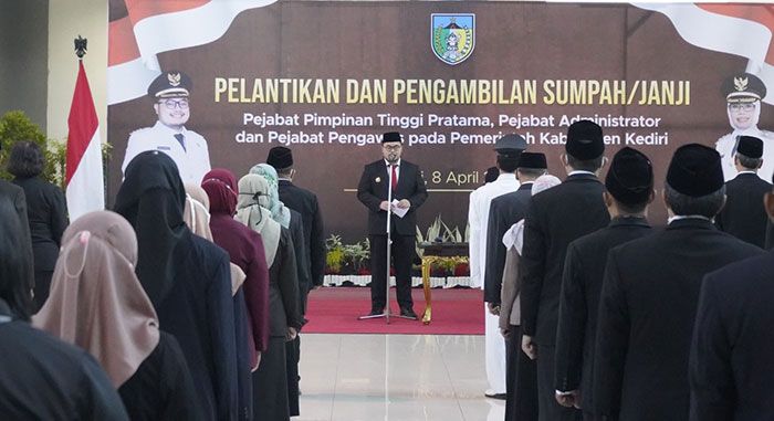 Lantik Puluhan Pejabat, Bupati Kediri Ingatkan Sense Of Crisis