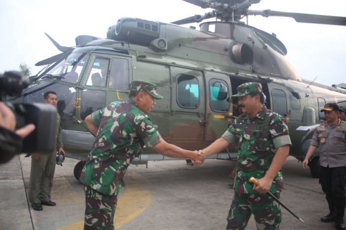 Pangkoarmada II Lepas Kepulangan Panglima TNI Usai Buka Latsitardanus XXXIX 2019 Pangkoarmada II Lepas Kepulangan Panglima TNI Usai Buka Latsitardanus XXXIX 2019