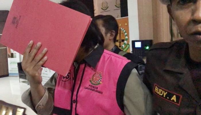 Diduga Bobol Rp 1,8 M, Debitur BRI Ditahan Kejari Surabaya Diduga Bobol Rp 1,8 M, Debitur BRI Ditahan Kejari Surabaya