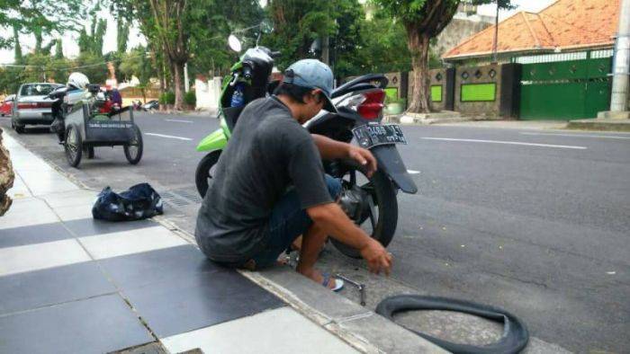 Ada Tambal Ban Online di Surabaya Ada Tambal Ban Online di Surabaya
