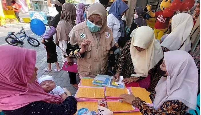 Posyandu untuk 10.000 Ibu dan Balita di Sidoarjo Berlangsung Seru Posyandu untuk 10.000 Ibu dan Balita di Sidoarjo Berlangsung Seru