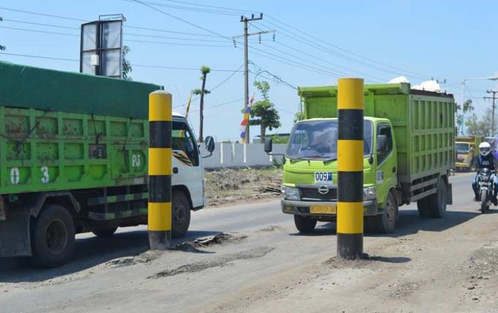 Cegah Kerusakan Tambah Parah, Pemkab Gresik Ngotot Pertahankan Portal di Jalan Raya Manyar