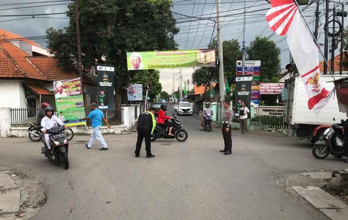 Nahas, Seorang Wanita Asal Sukodono Sidoarjo Meninggal Dunia Usai Alami Kecelakaan Nahas, Seorang Wanita Asal Sukodono Sidoarjo Meninggal Dunia Usai Alami Kecelakaan
