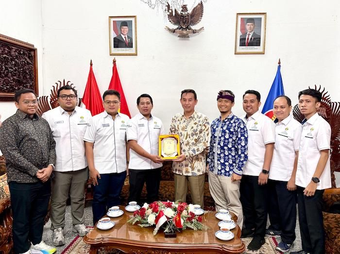 Bawa Potensi Ekonomi Daerah, Hipmi Sidoarjo Lakukan Business Trip ke Vietnam Bawa Potensi Ekonomi Daerah, Hipmi Sidoarjo Lakukan Business Trip ke Vietnam