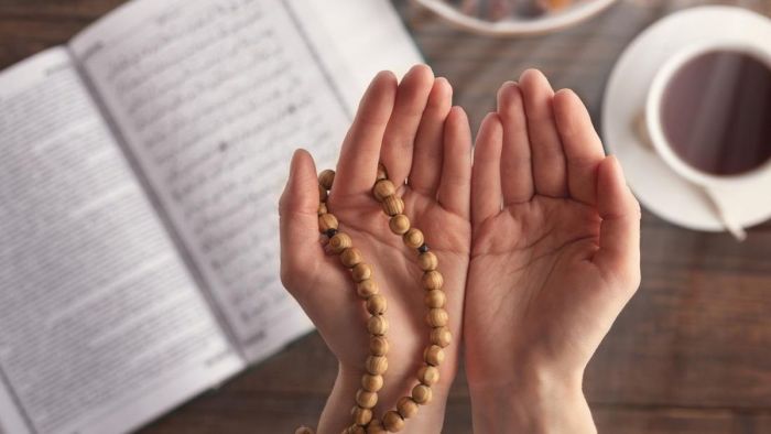 Sebaik-baik Doa dan Dzkir di Hari Arafah Sebaik-baik Doa dan Dzkir di Hari Arafah