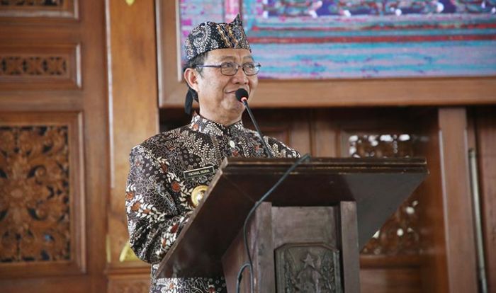 HUT ke-726 Tuban, Bupati Tegaskan Pengentasan Kemiskinan Tetap Jadi Prioritas HUT ke-726 Tuban, Bupati Tegaskan Pengentasan Kemiskinan Tetap Jadi Prioritas
