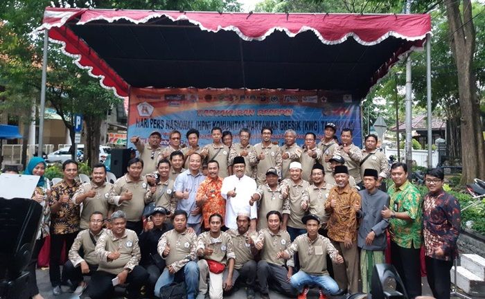 Hadiri HPN di Gresik, Gus Ipul Yakin Wartawan akan Terus Berperan Hadiri HPN di Gresik, Gus Ipul Yakin Wartawan akan Terus Berperan