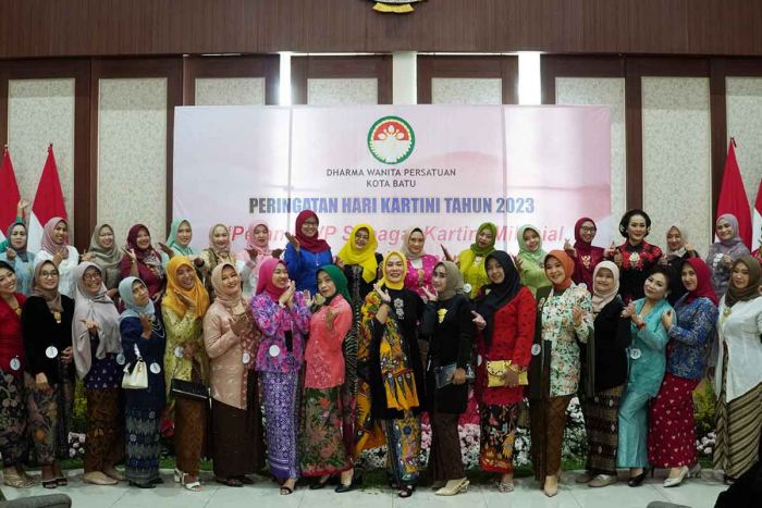 Peringati Hari Kartini, DWP Kota Batu Gelar Fashion Show dan Workshop