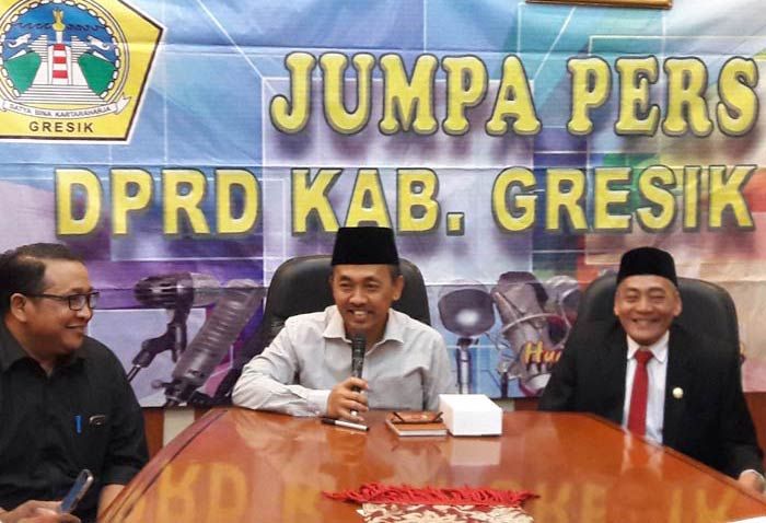 DPRD Gresik Bawa Kadishub ke Jakarta untuk Belajar Tata Kelola Parkir DPRD Gresik Bawa Kadishub ke Jakarta untuk Belajar Tata Kelola Parkir