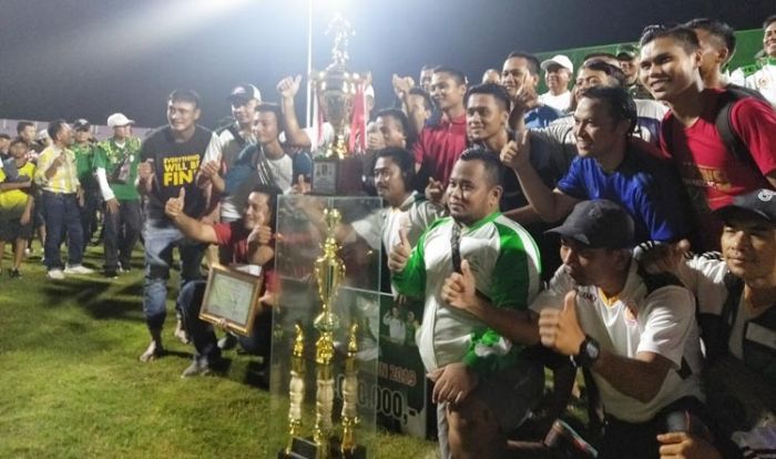 Tambakboyo Juara Turnamen Sepak Bola Bupati Cup IV, Bupati Huda Beri Apresiasi Tambakboyo Juara Turnamen Sepak Bola Bupati Cup IV, Bupati Huda Beri Apresiasi